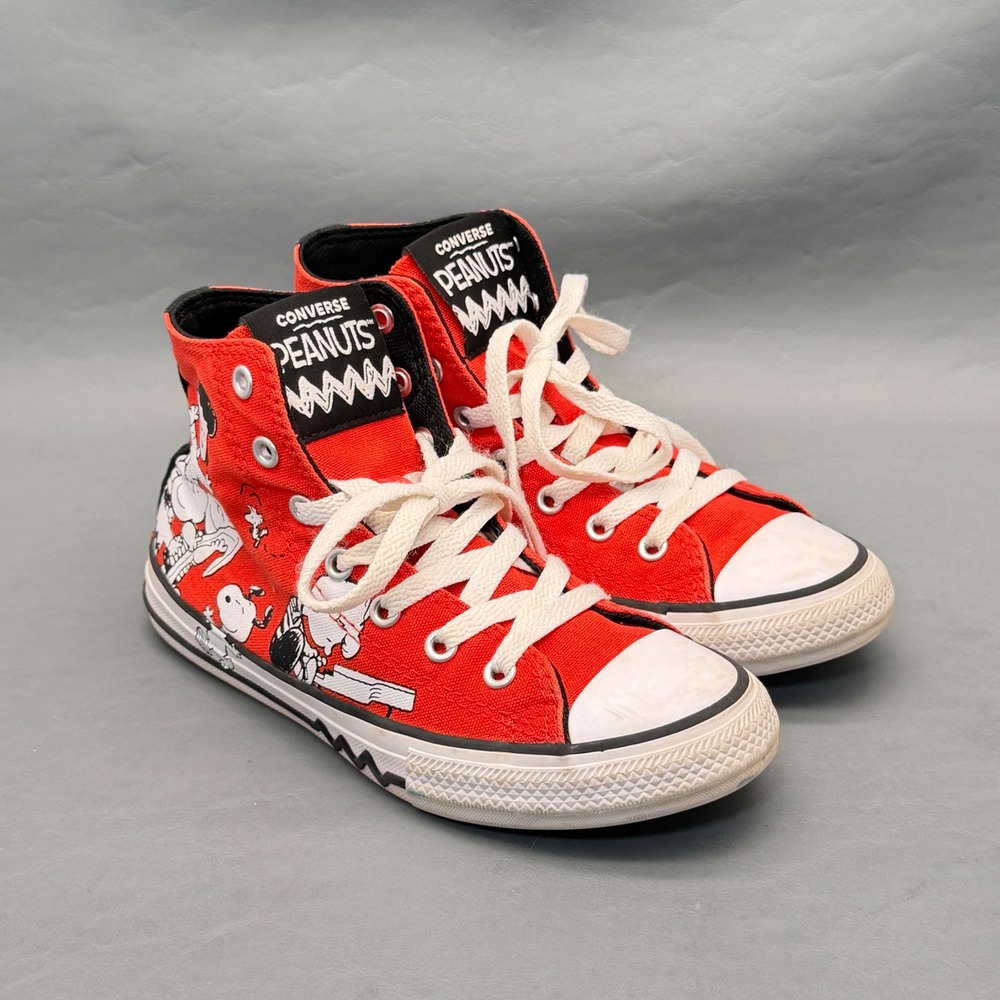 Converse x Peanuts Chuck Taylor All Star Snoopy & Friends Size Y 2